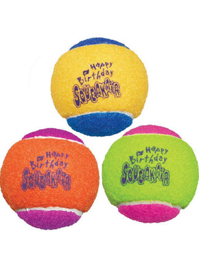 KONG® Squeakair® Birthday Balls Ø = 6 cm (3 броя в опаковка)